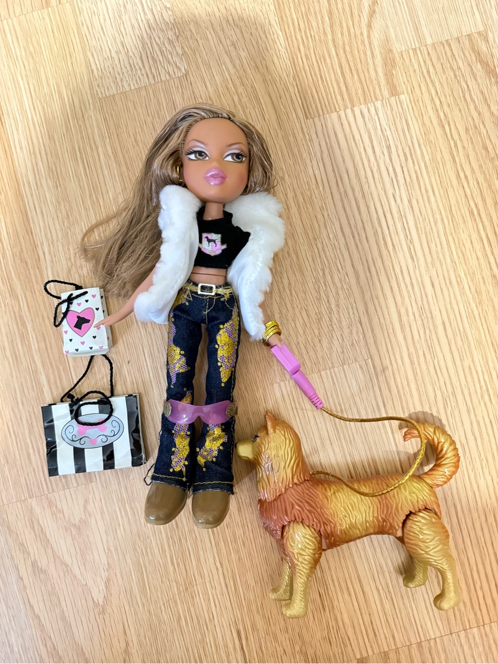 Bratz Walking Yasmin